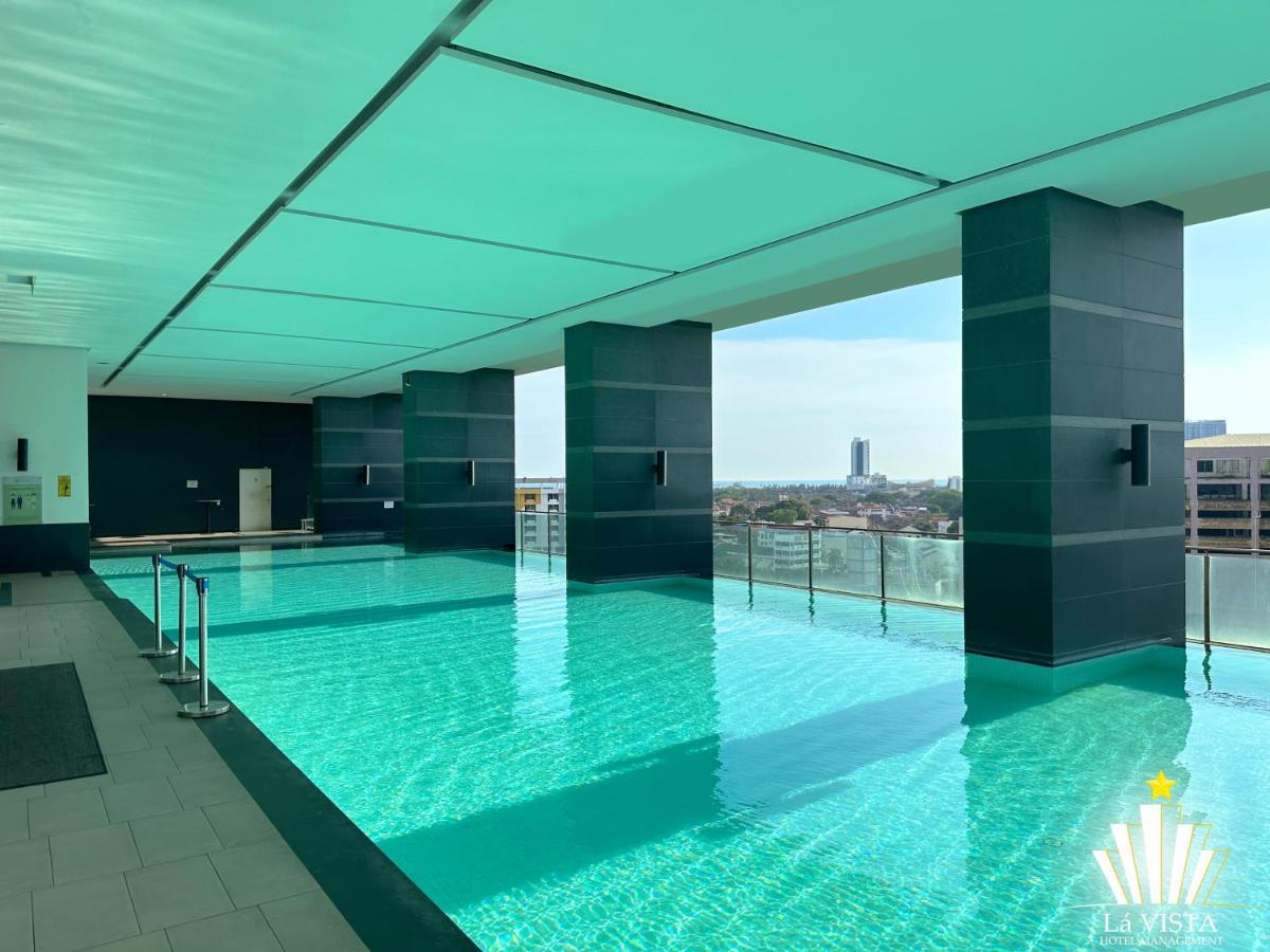 The Shore Hotel & Residences By La Vista Malacca Екстер'єр фото