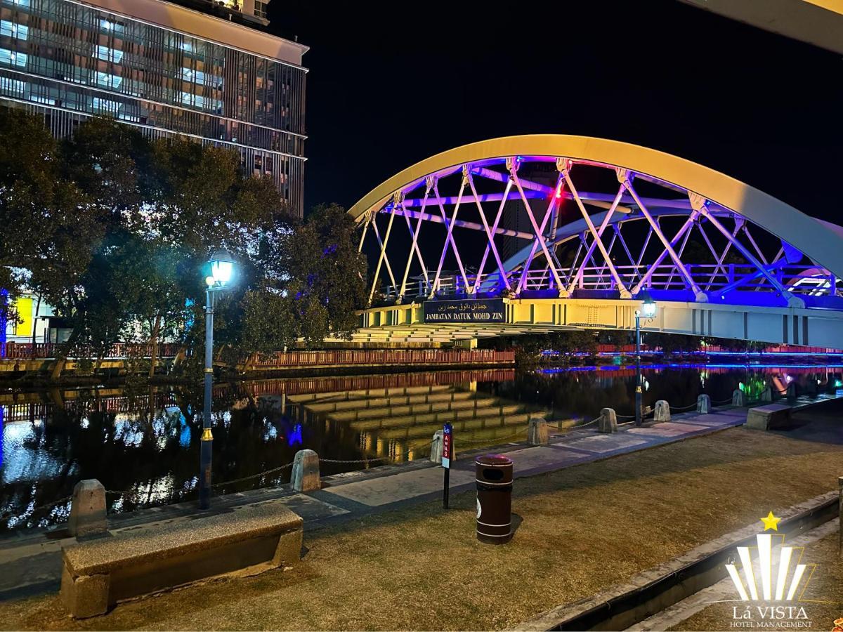 The Shore Hotel & Residences By La Vista Malacca Екстер'єр фото