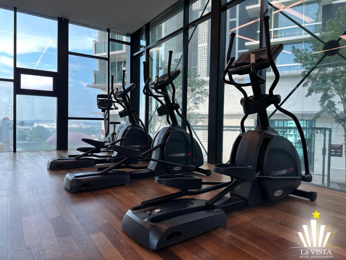 The Shore Hotel & Residences By La Vista Malacca Екстер'єр фото