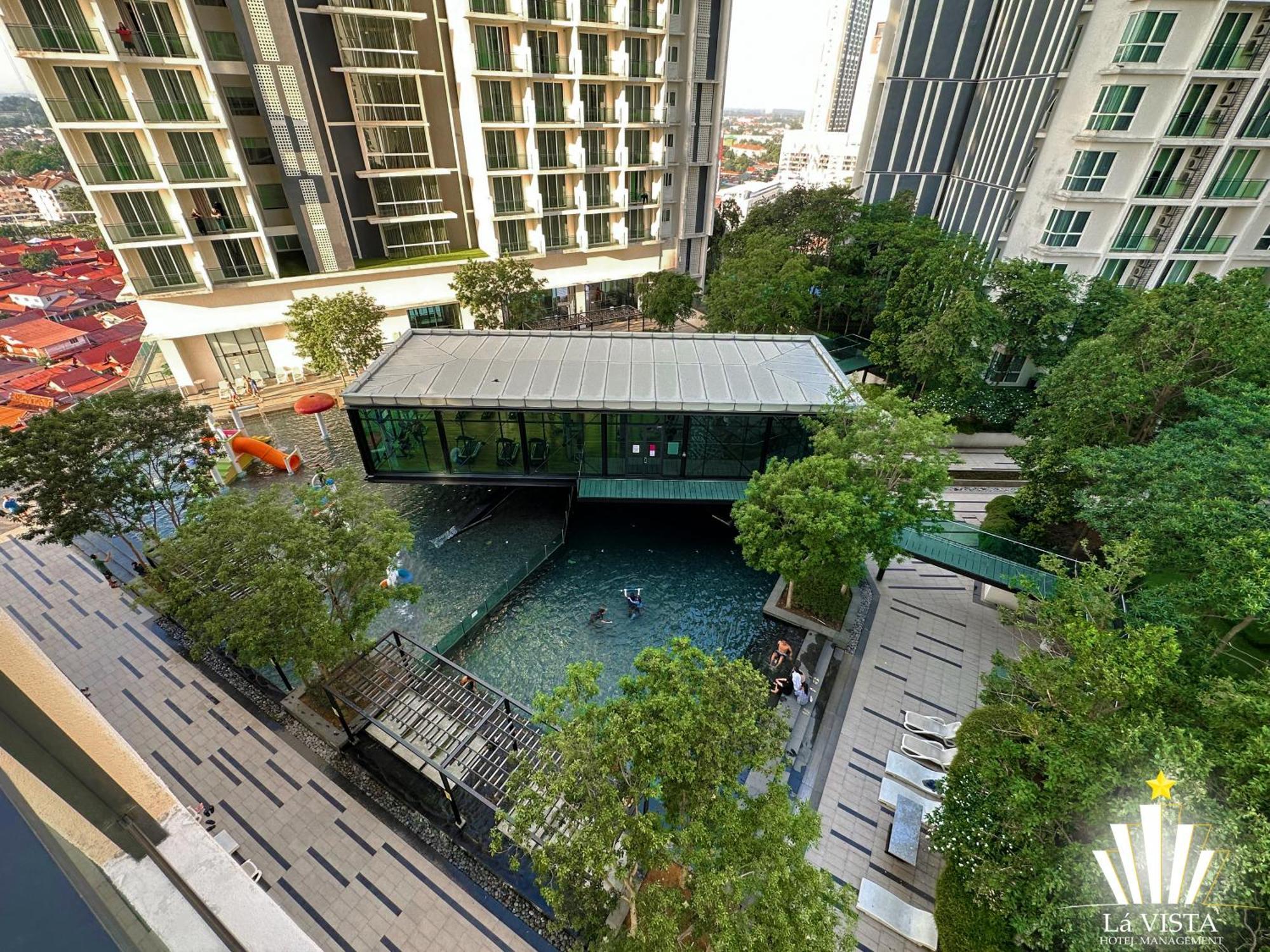 The Shore Hotel & Residences By La Vista Malacca Екстер'єр фото
