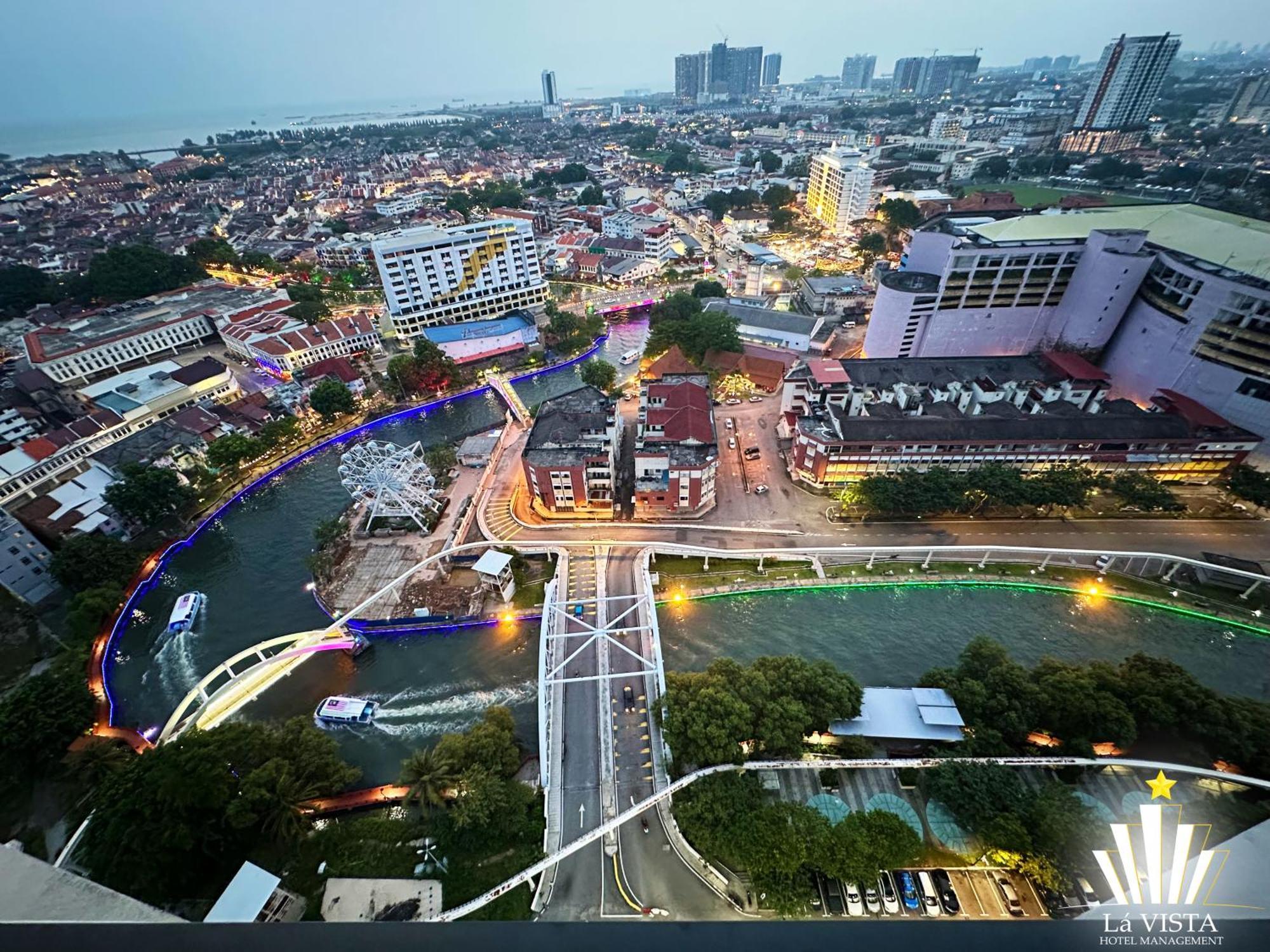 The Shore Hotel & Residences By La Vista Malacca Екстер'єр фото