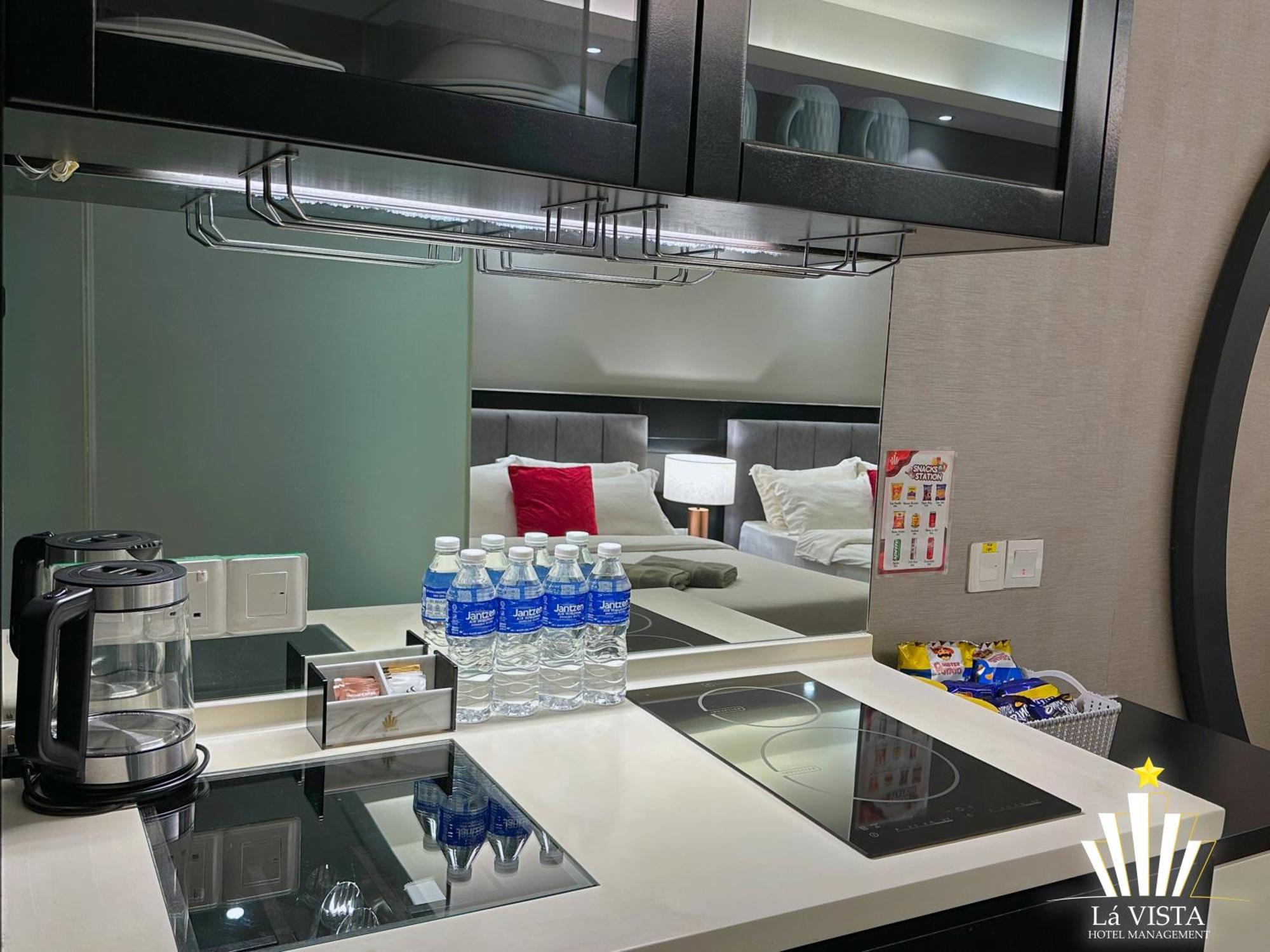 The Shore Hotel & Residences By La Vista Malacca Екстер'єр фото